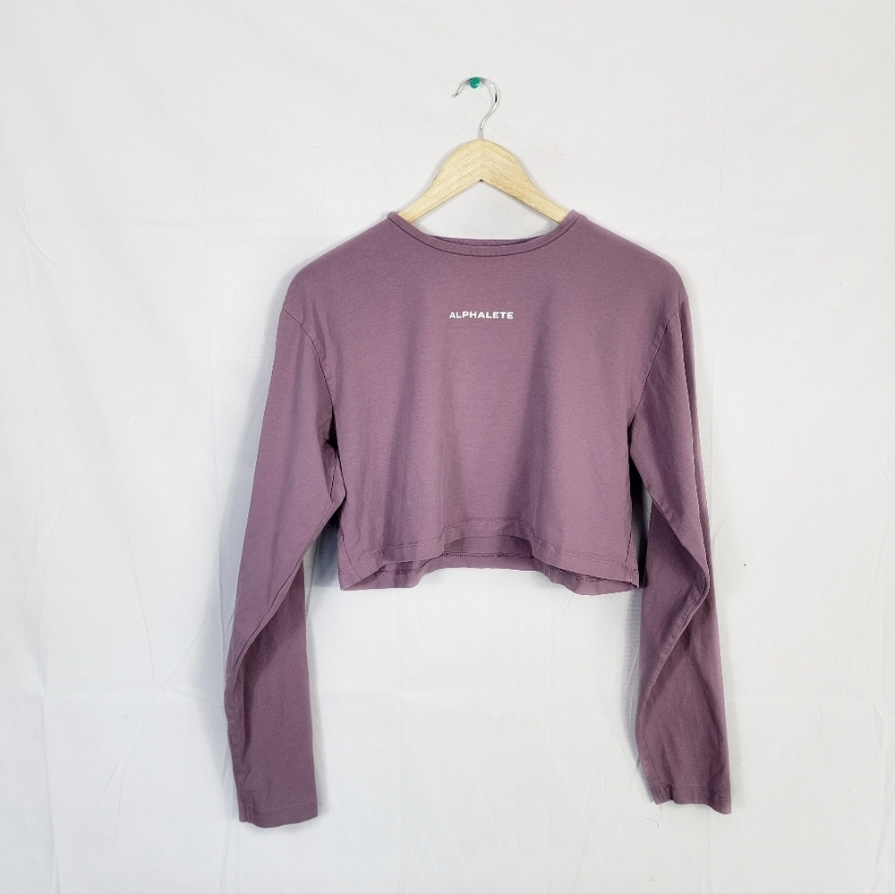 Women's  Small Alphalete Mauve Long Sleeve Crop Top